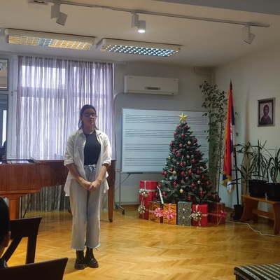 IMG-8374edd8cd9282801471c09cee14b404-V_resize