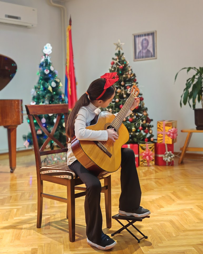 Концерт намењен деци и омладини са посебним потребама и слепим и слабовидим